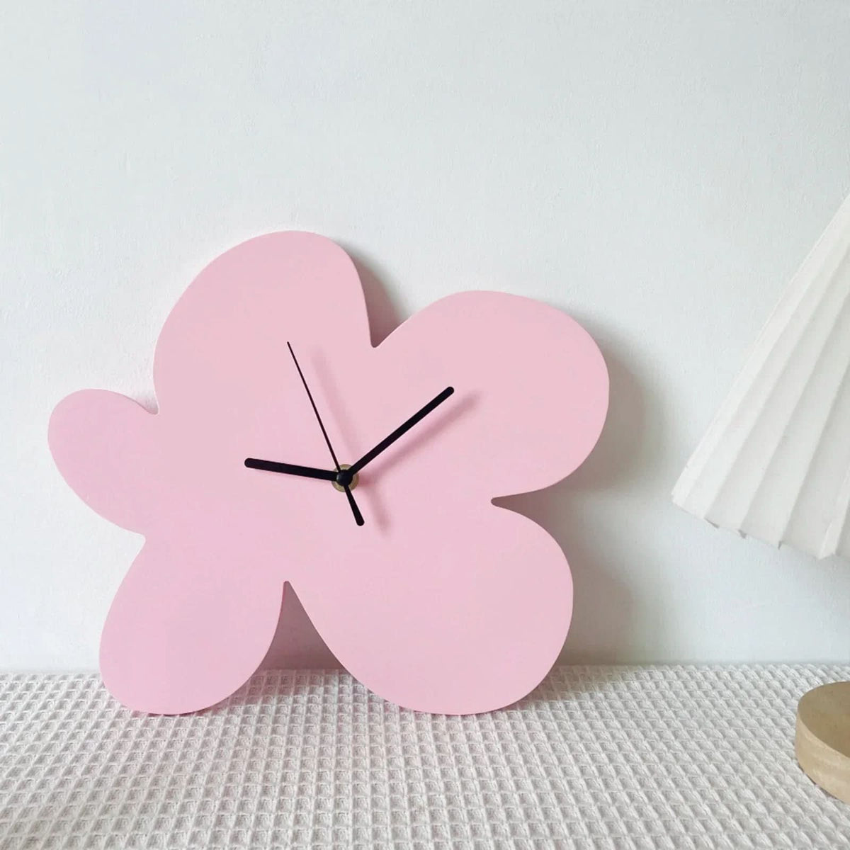 FLORAZELIXA - Horloge murale inspirée des fleurs pour un charme intemporel