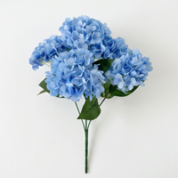 FLORAVIA – Decorative Flowers for Elegant Living Spaces