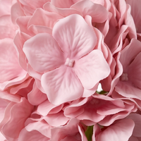 FLORAVIA – Decorative Flowers for Elegant Living Spaces