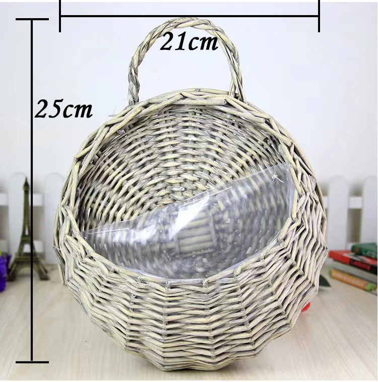 VINEHAVEN – Hanging Wicker Wall Planter Basket