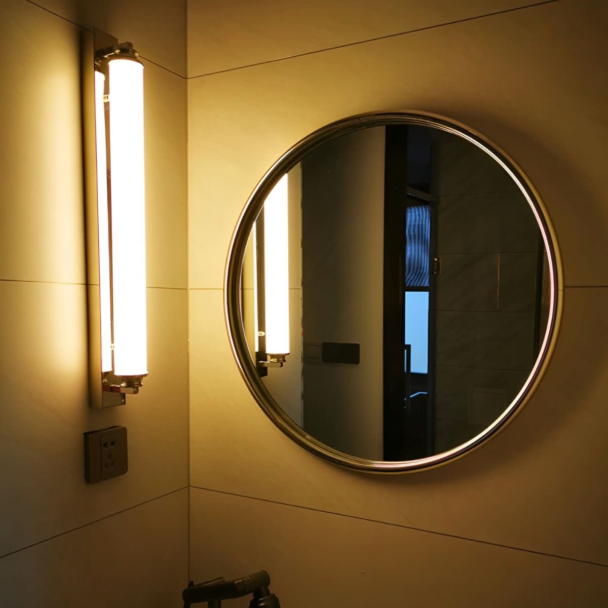 LINEHALO – LED Tube Wall Sconce for Elegant Modern Ambience
