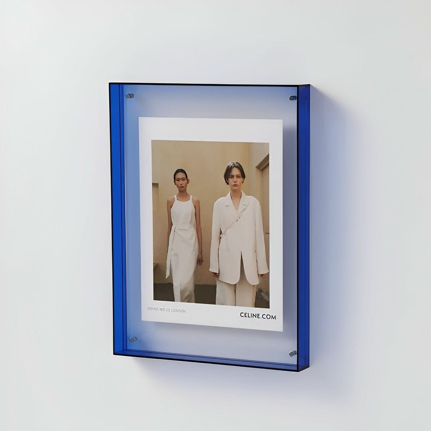 LUCIDNEST – Cadre transparent pour une mise en valeur minimaliste des souvenirs