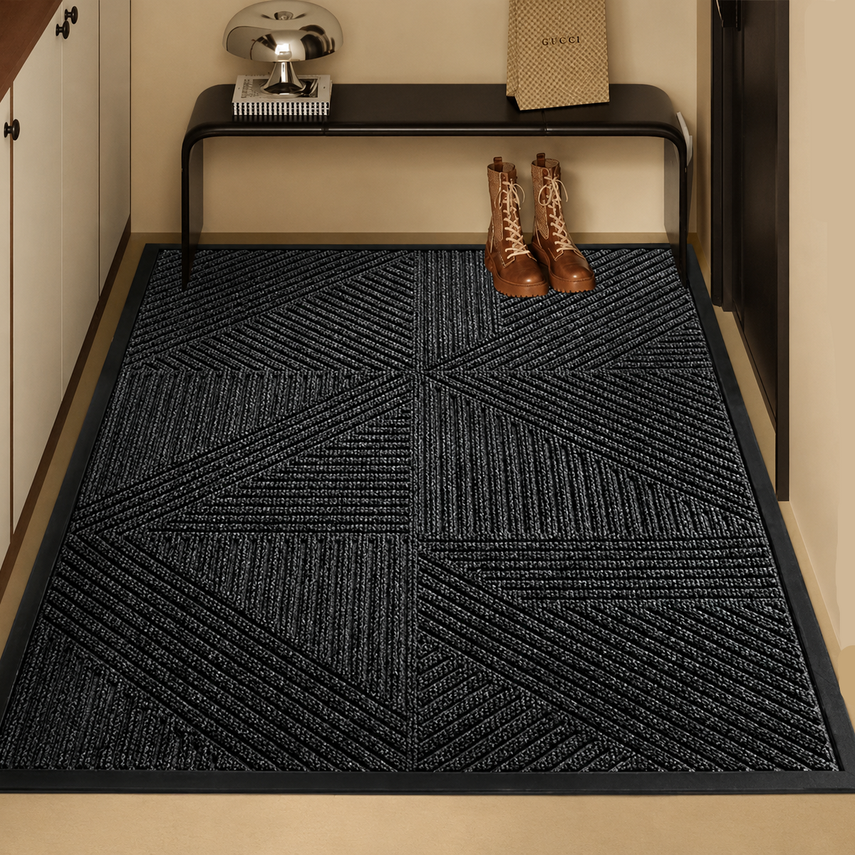 RIBGEORA – Geometric Ribbed Doormat for Clean Entryways