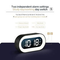 AMBERWAKE – Digital Alarm Clock with Warm Night Light