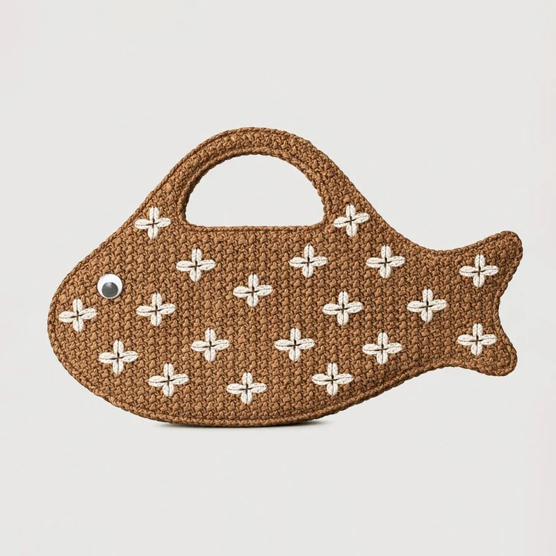 SEAFLARE – Pochette en raphia en forme de poisson