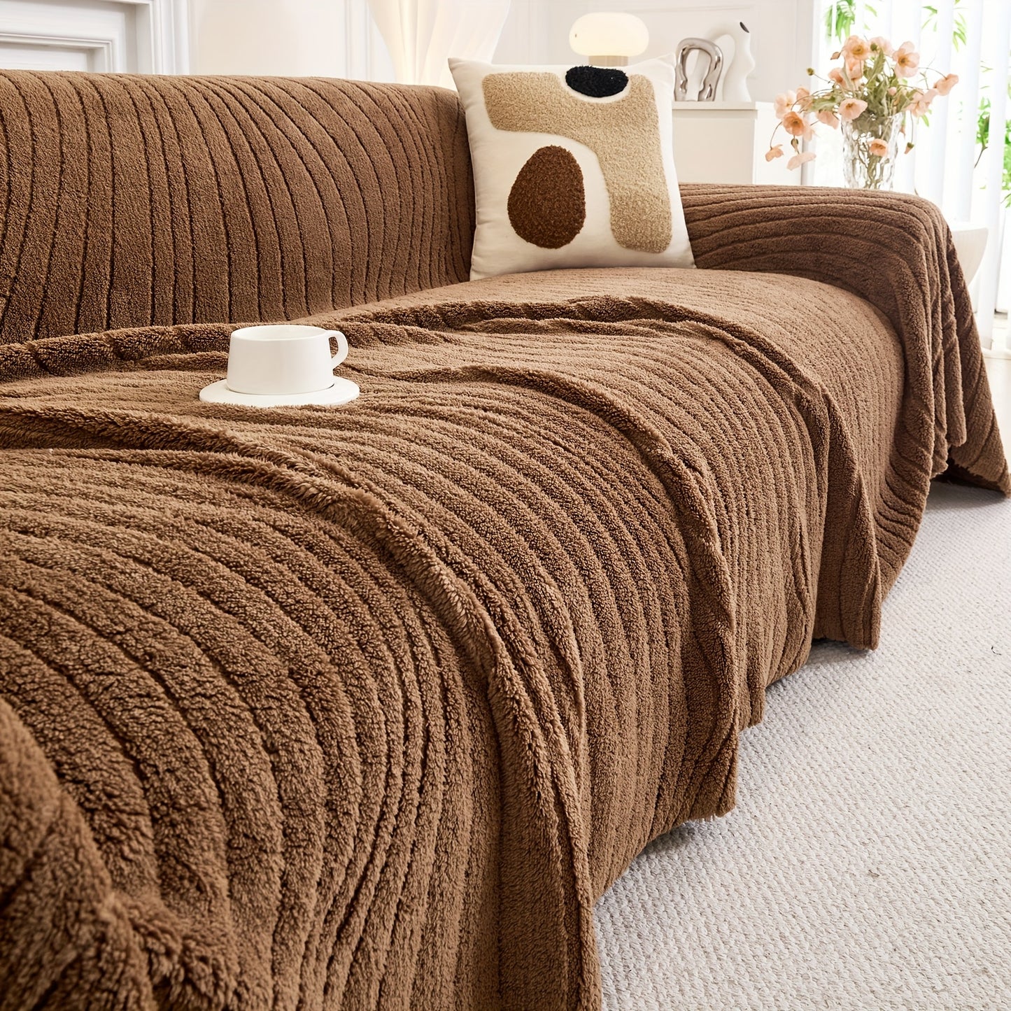 PLUSHLIVA – Double-Sided Plush Sofa Cover Blanket for All Seasons