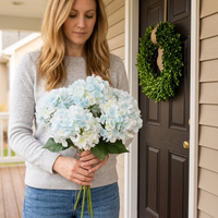 FLORAVIA – Decorative Flowers for Elegant Living Spaces