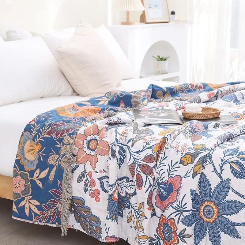 FLORAMUSE – Artistic Floral Blanket for Elegant Comfort