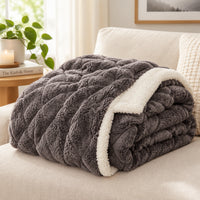 HEARTHLOFT – Winter Blanket for Inviting Everyday Warmth