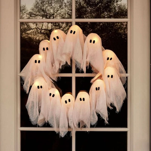 SPECTERRING – LED Ghost Wreath for Atmospheric Door Decor