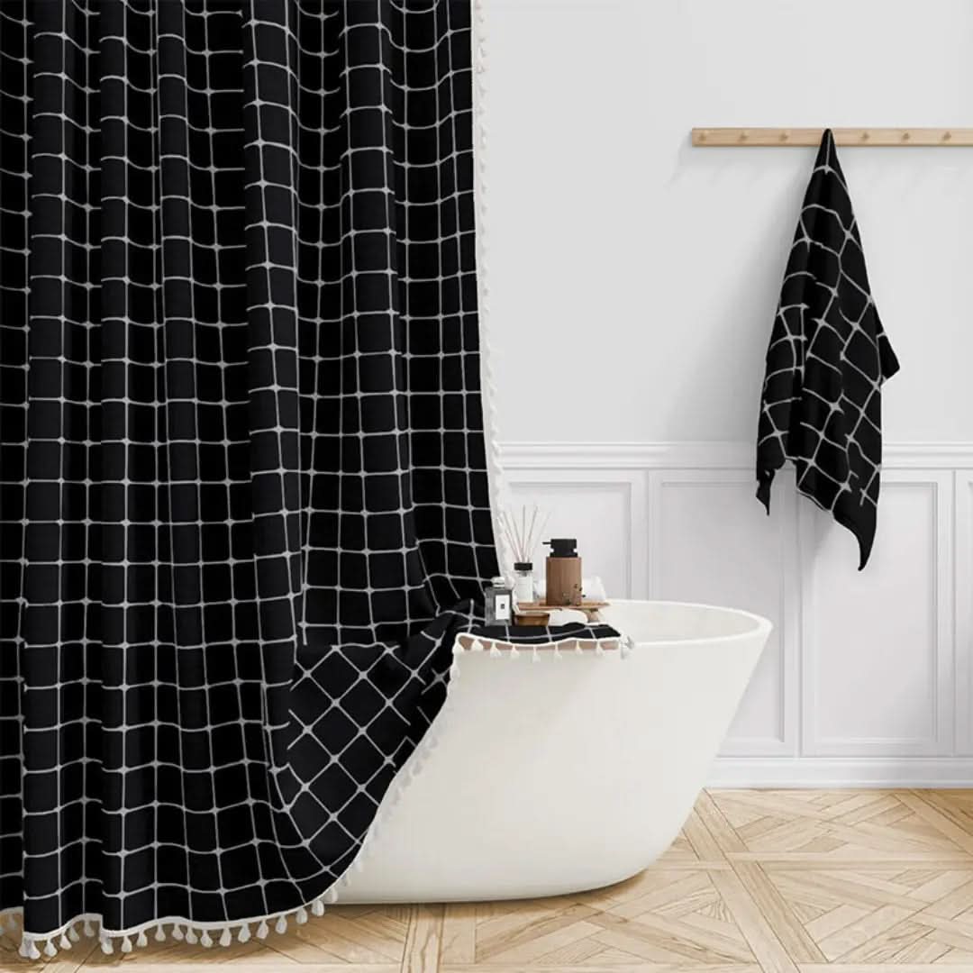 FRINGELLE – Decorative Shower Curtain for Refined Bathroom Charm