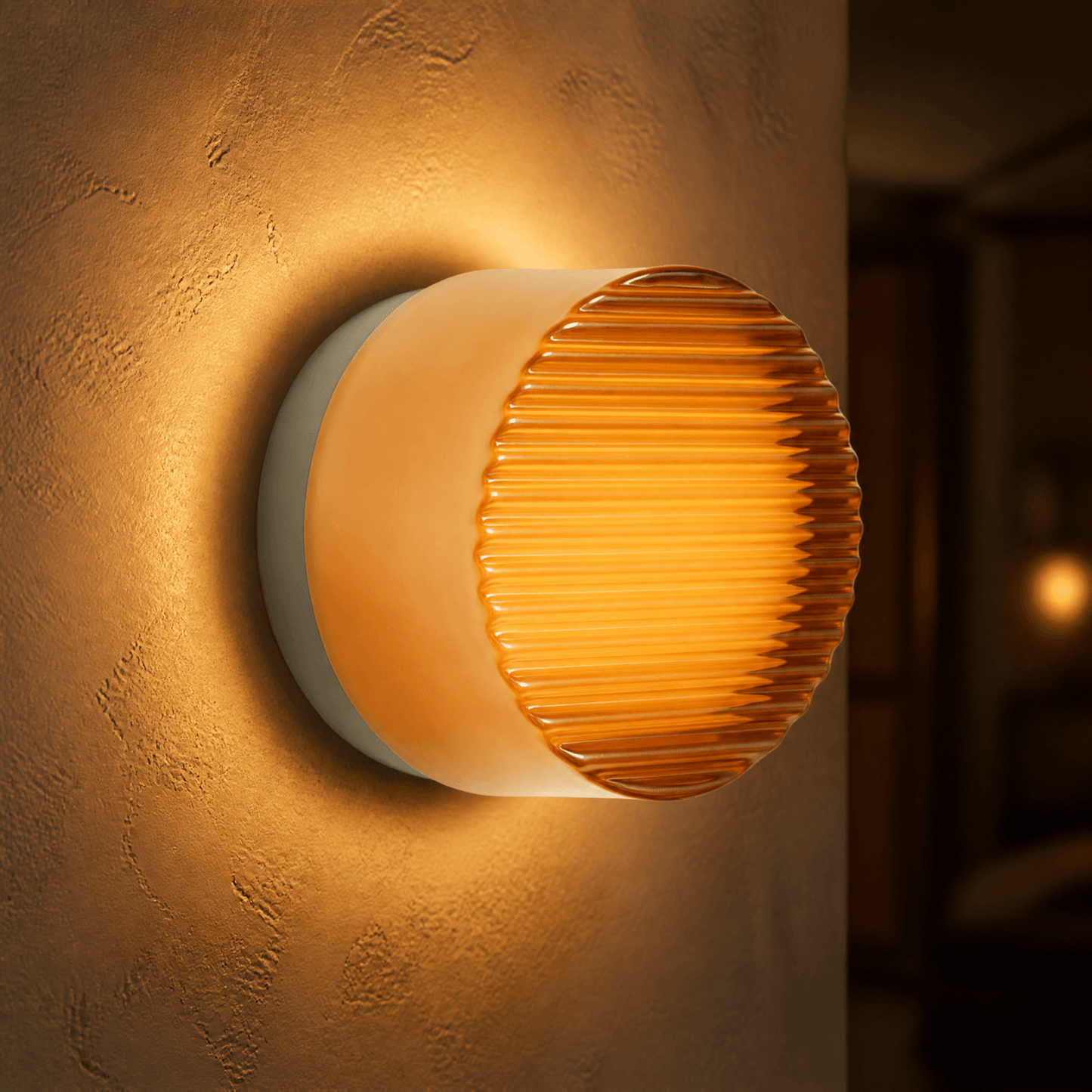 FORMELLE – Applique da parete scolpita per un’illuminazione d’atmosfera elegante