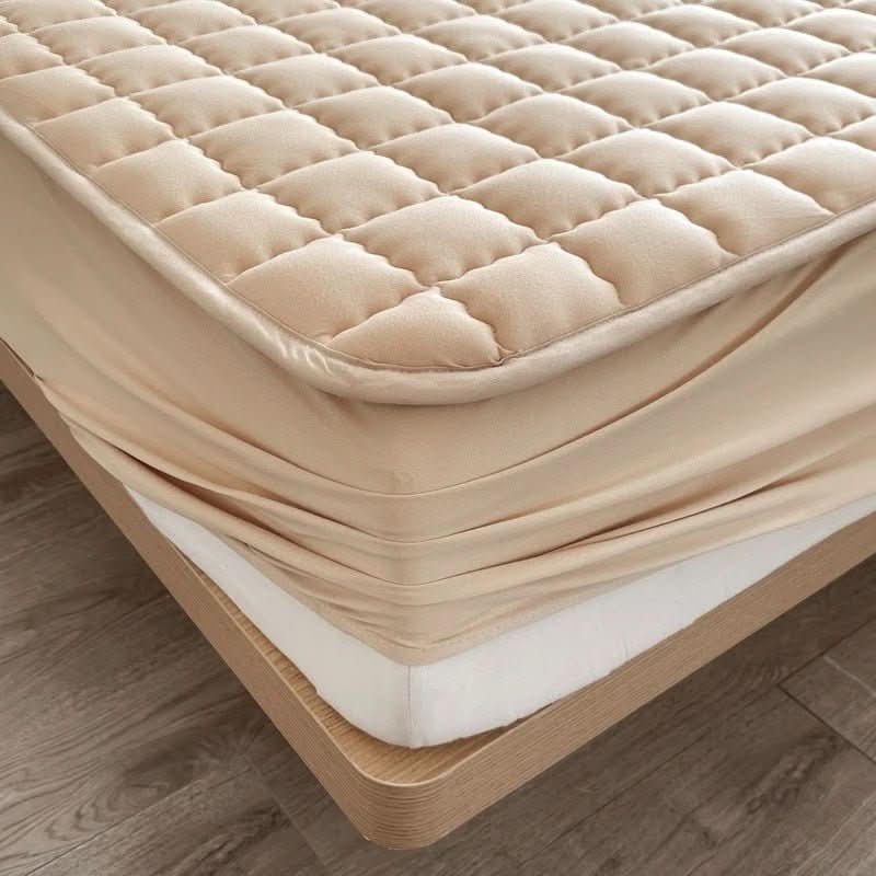 BEDGUARD – Gesteppter Matratzenschoner für einen sicheren, passgenauen Sitz