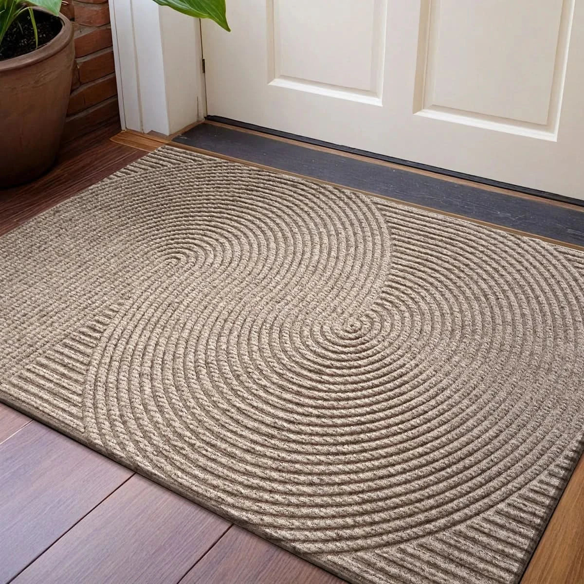 GRIPMELIA – Versatile Doormat for Neat and Inviting Entrances