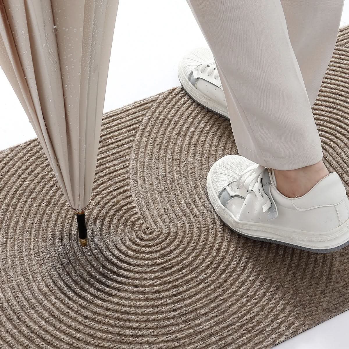 GRIPMELIA – Versatile Doormat for Neat and Inviting Entrances