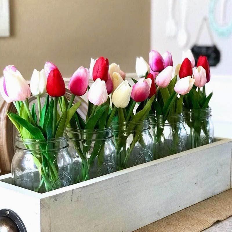 TULIPLUME – Composition florale artificielle pour une décoration de table élégante