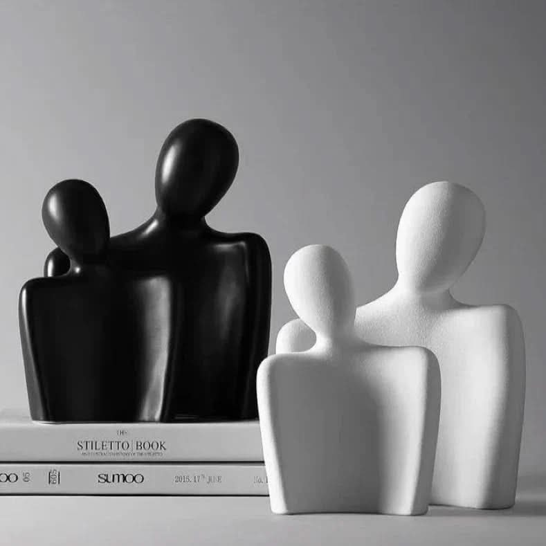 ETERNAVORA – Sculture decorative d’amore per un legame duraturo